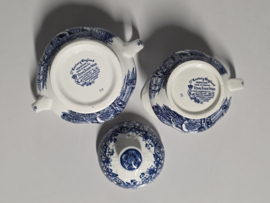 Engels blauw 17th Century England Royal Tudor Ware Staffordshire roomstel
