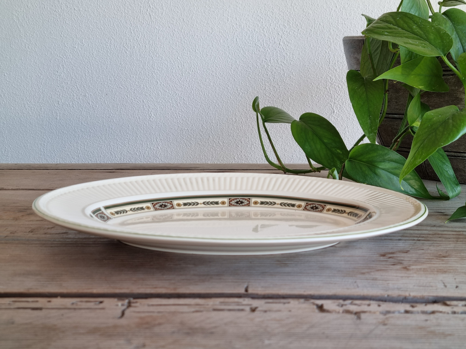 Wedgwood Carlton ovale schaal 29,5 cm