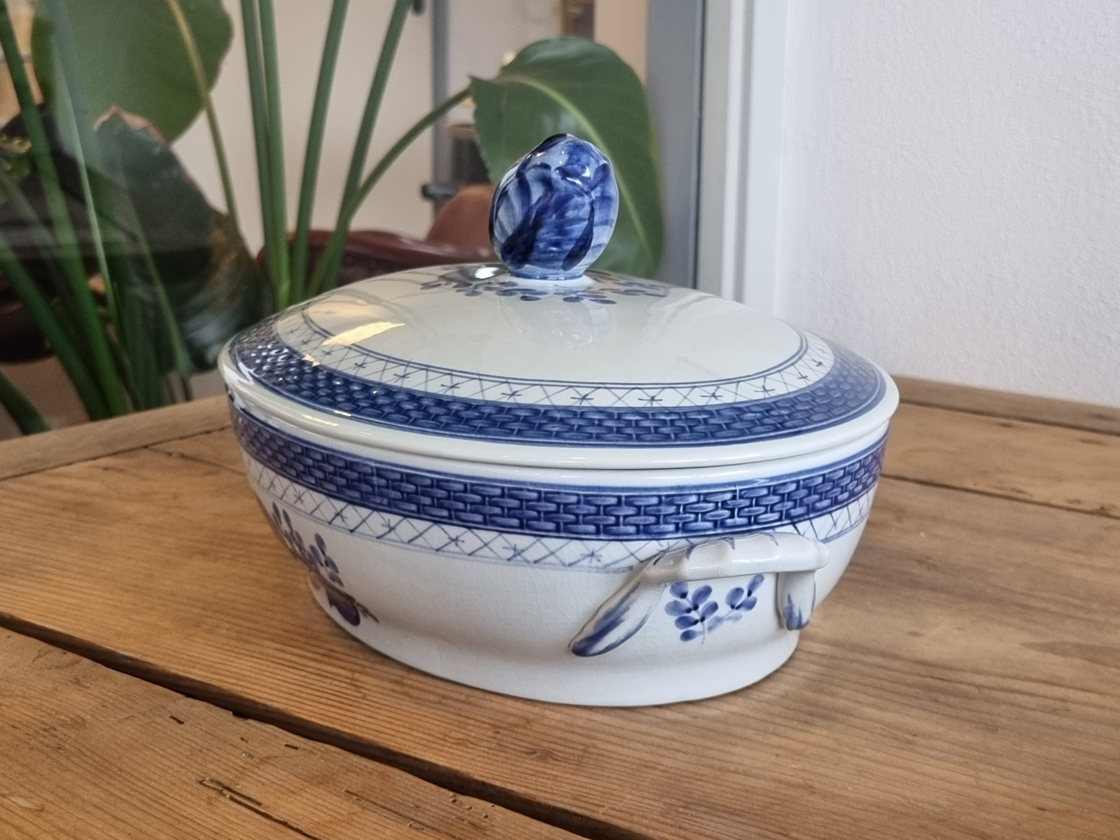 Royal Copenhagen Tranquebar Trankebar Dekschaal Terrine (met craquelee)