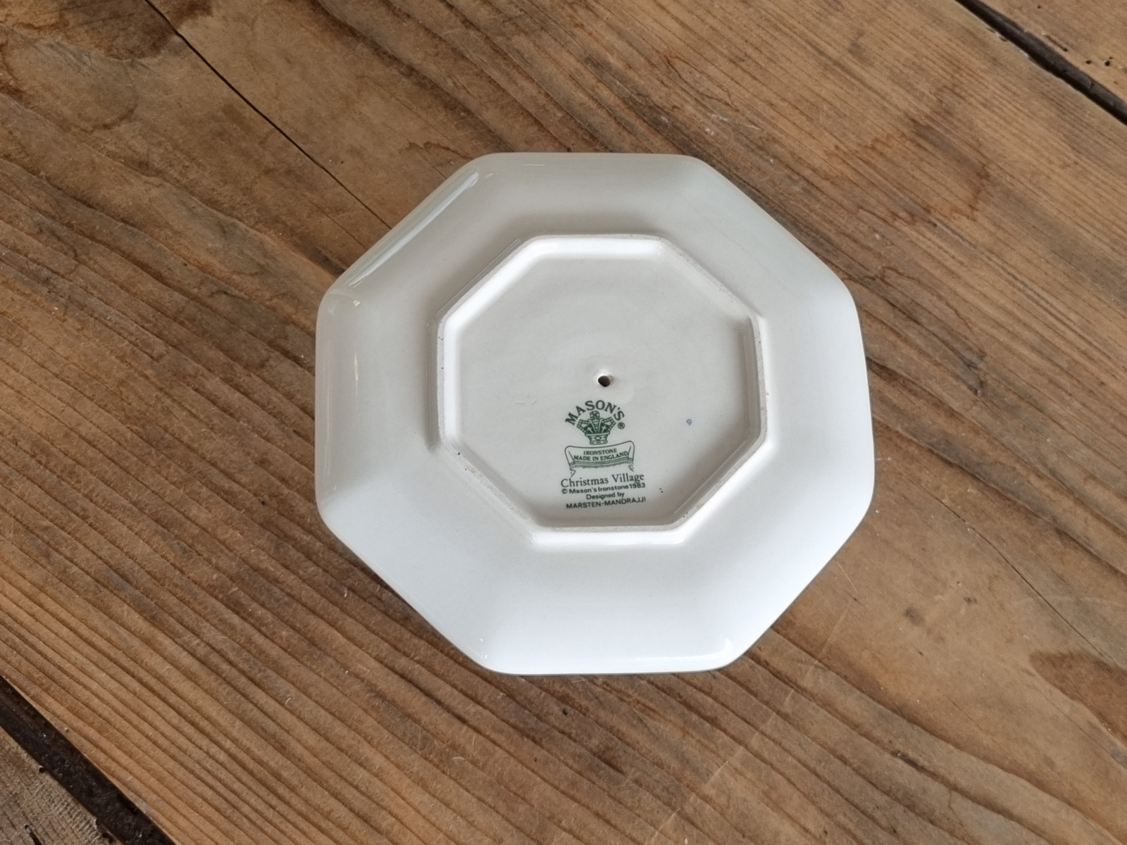 Engels Mason's Christmas Village 1983 Kerstservies Blaker 13,5 cm