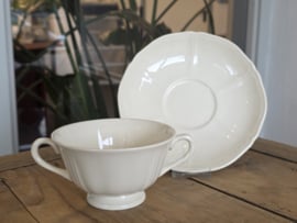 Wedgwood  Queen's Shape Queen's Plain Soepkom met schotel