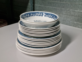 Verkocht = Villeroy & Boch Balmoral blauw serviesset 20 delig