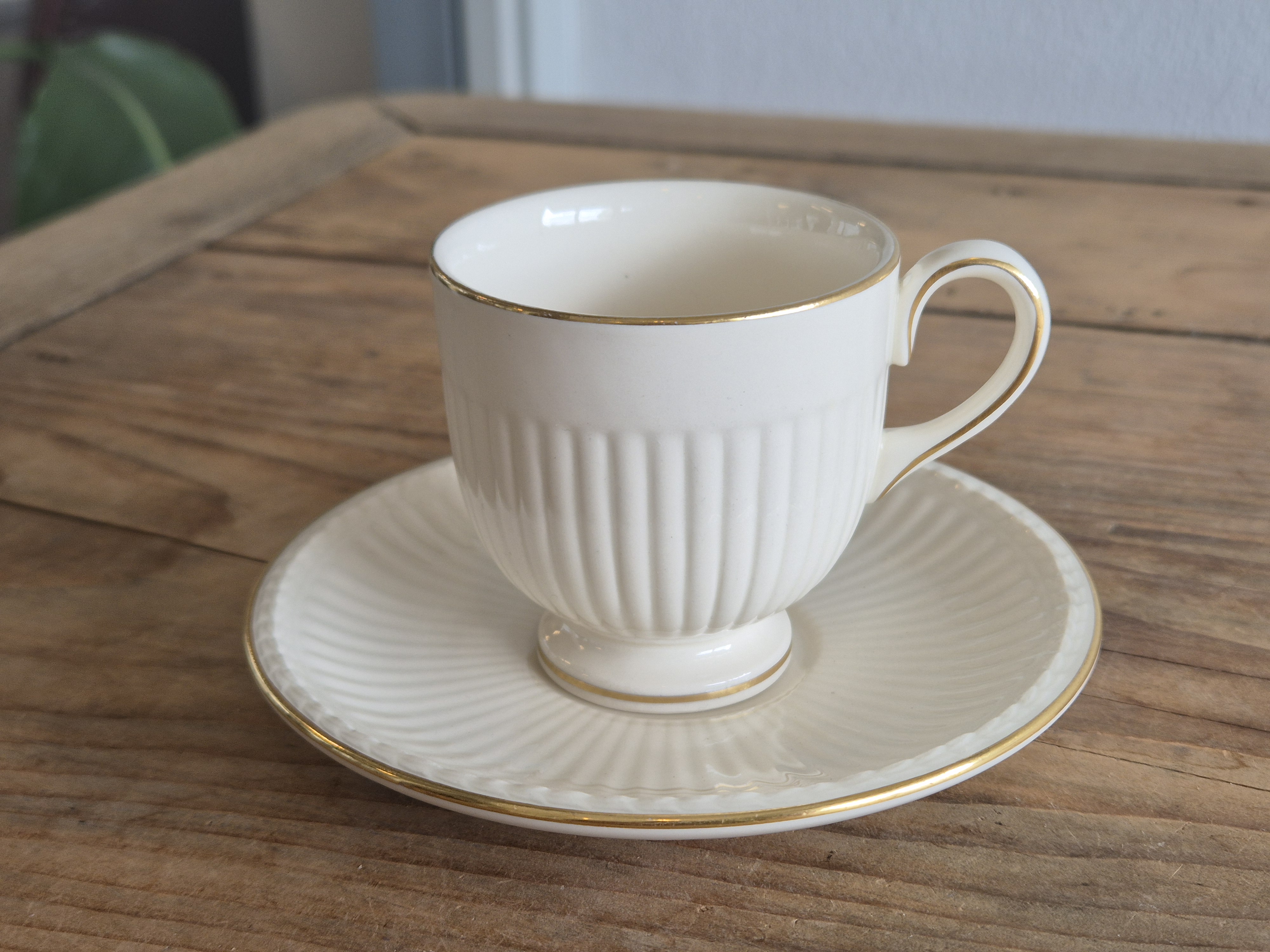 Wedgwood Edme Jubilee Goudrand Espresso Kop en schotel