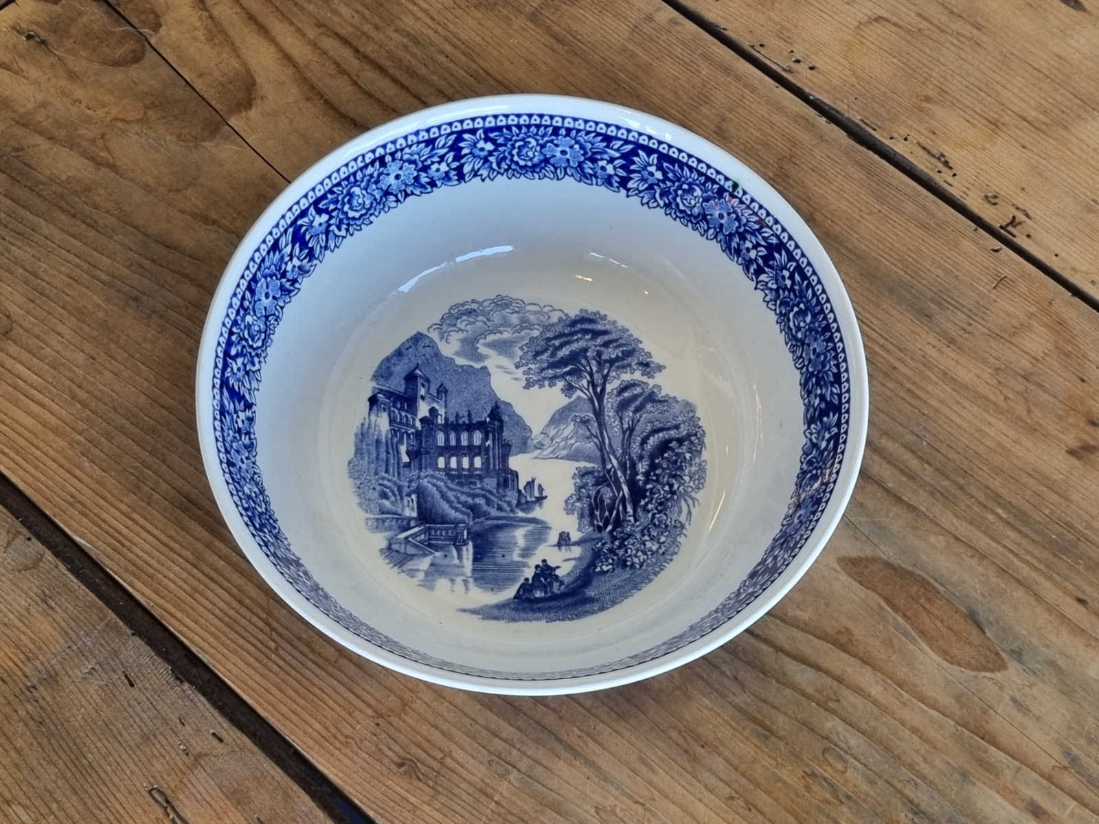 Myott Castillo Old England blauw hoge ronde Schaal 21 cm