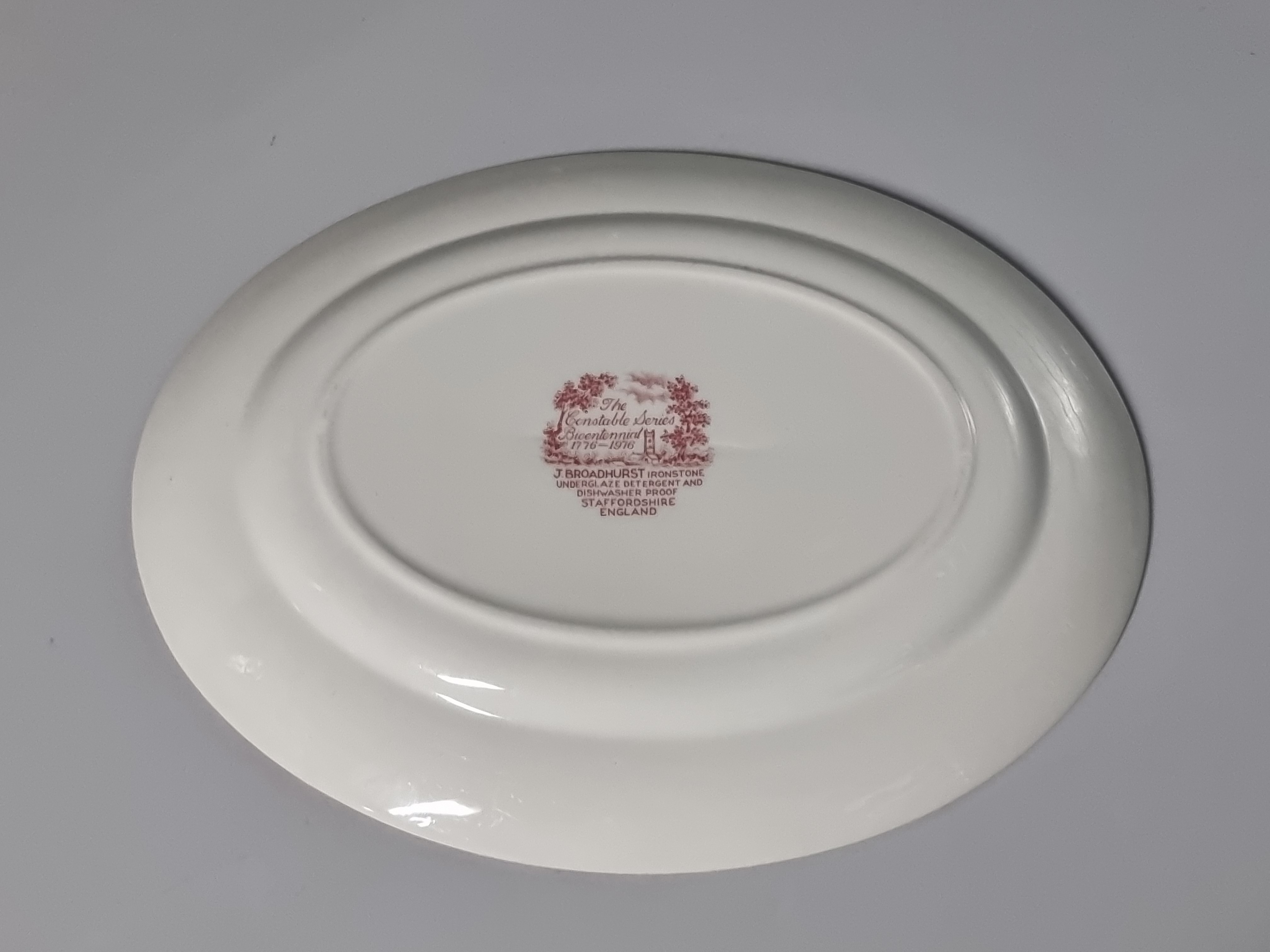 Engels rood Broadhurst The Constable Series ovale schaal 30,5 cm