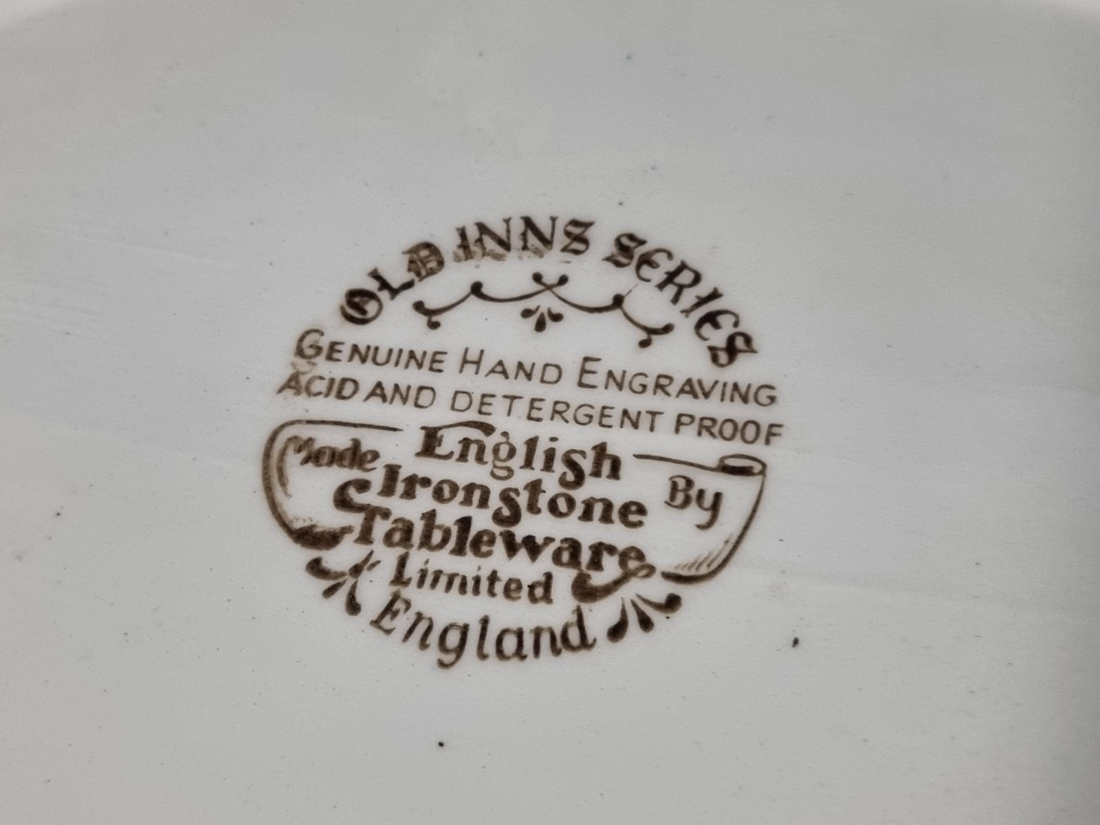 Engels bruin English Ironstone Tableware (EIT) Old Inns Series ovale schaal 29,5 cm