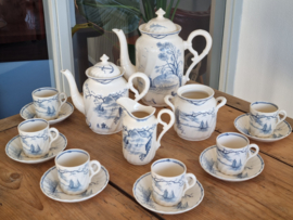 Verkocht = Petrus Regout Marines donkerblauw Koffieservies 6-pers. (rond model)