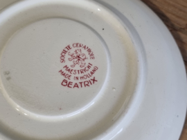 Beatrix Societe Ceramique rood Losse schotel 15,5 cm