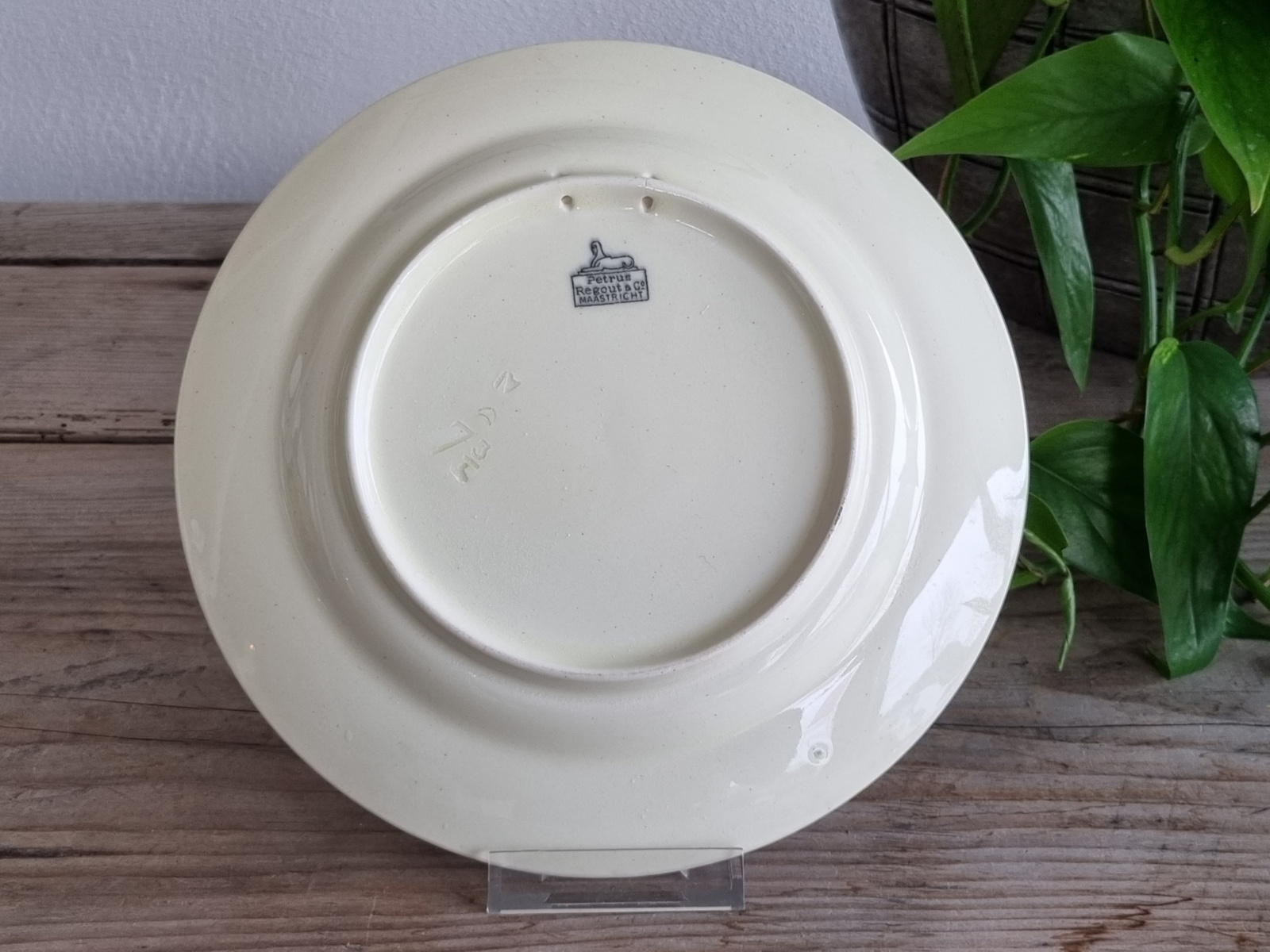 Wandbord Regout Je Maintiendrai 21 cm