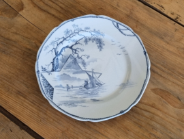 Verkocht = Petrus Regout Marines donkerblauw ontbijtbordje 19,5 cm (hoekig model, ster)