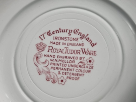 Engels rood 17th Century England Royal Tudor Ware Staffordshire Ontbijtbord 20 cm