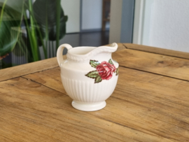 Wedgwood Moss Rose mini Roomkannetje 0,15 liter (klein model)