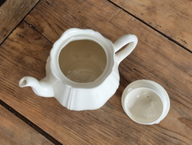Wedgwood Queen's Shape Queen's Plain Theepot 1,2 liter