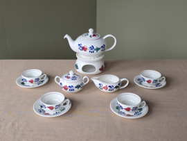 Boerenbont Boch Theeservies model Zeeland 4 personen (zwarte stempel)
