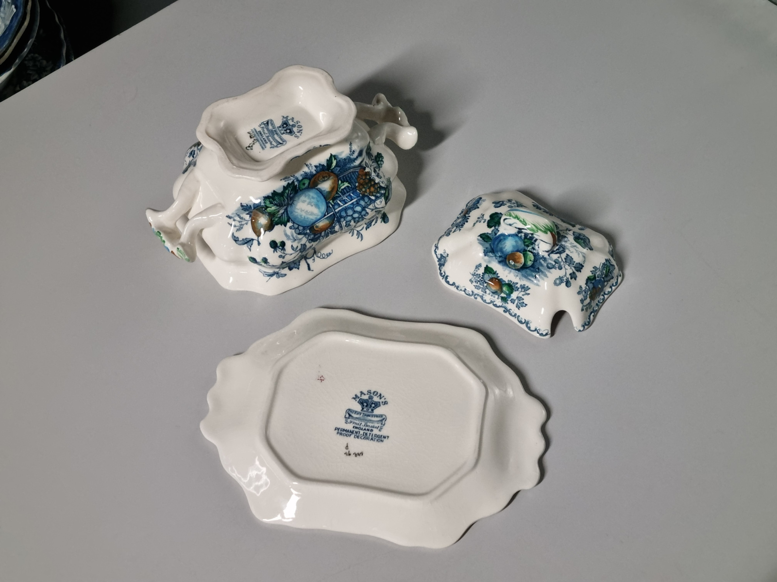 Engels Mason's Fruit Basket kleine dekschaal terrine op onderschotel