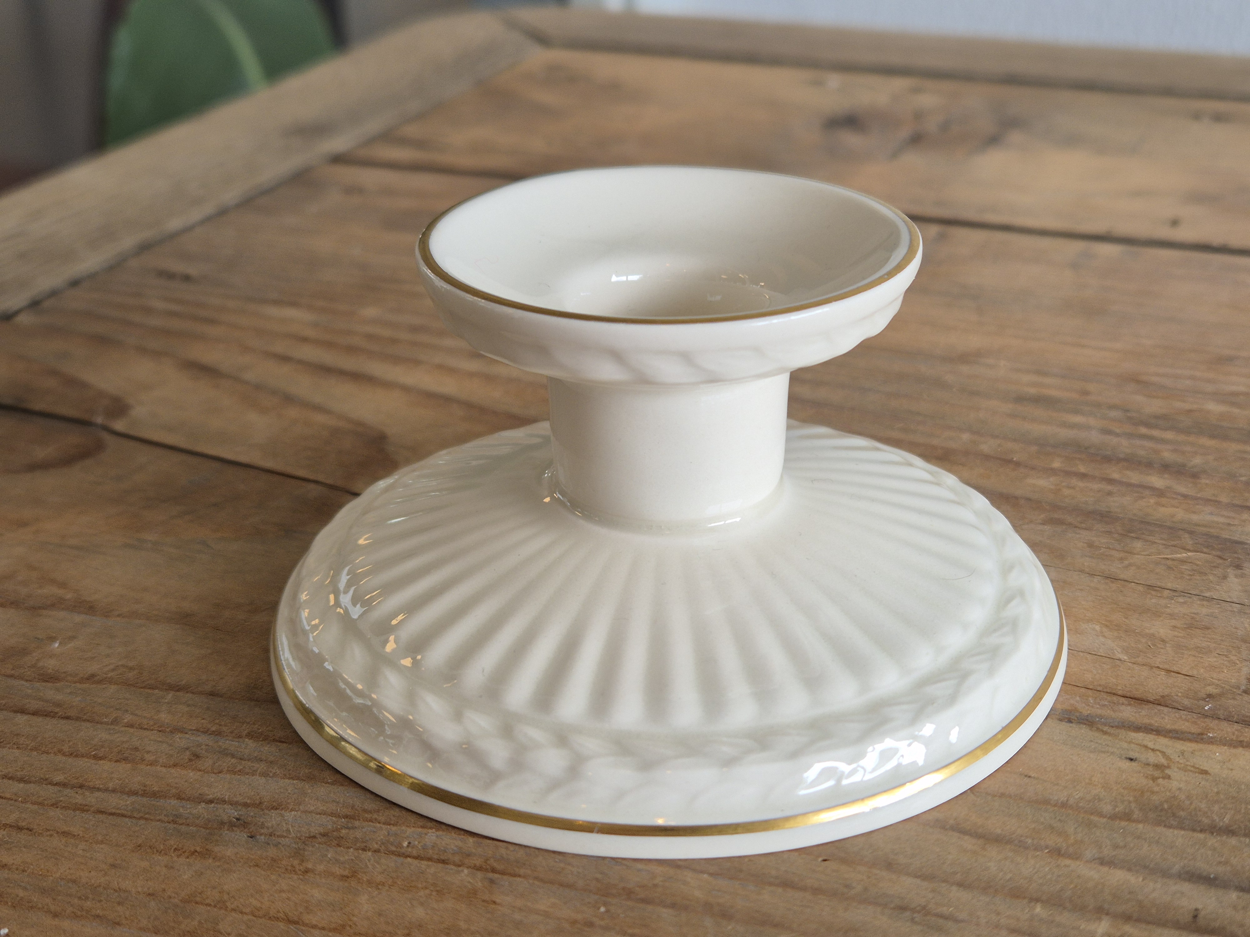 Wedgwood Edme Jubilee Goudrand Kaarsenkandelaar laag model