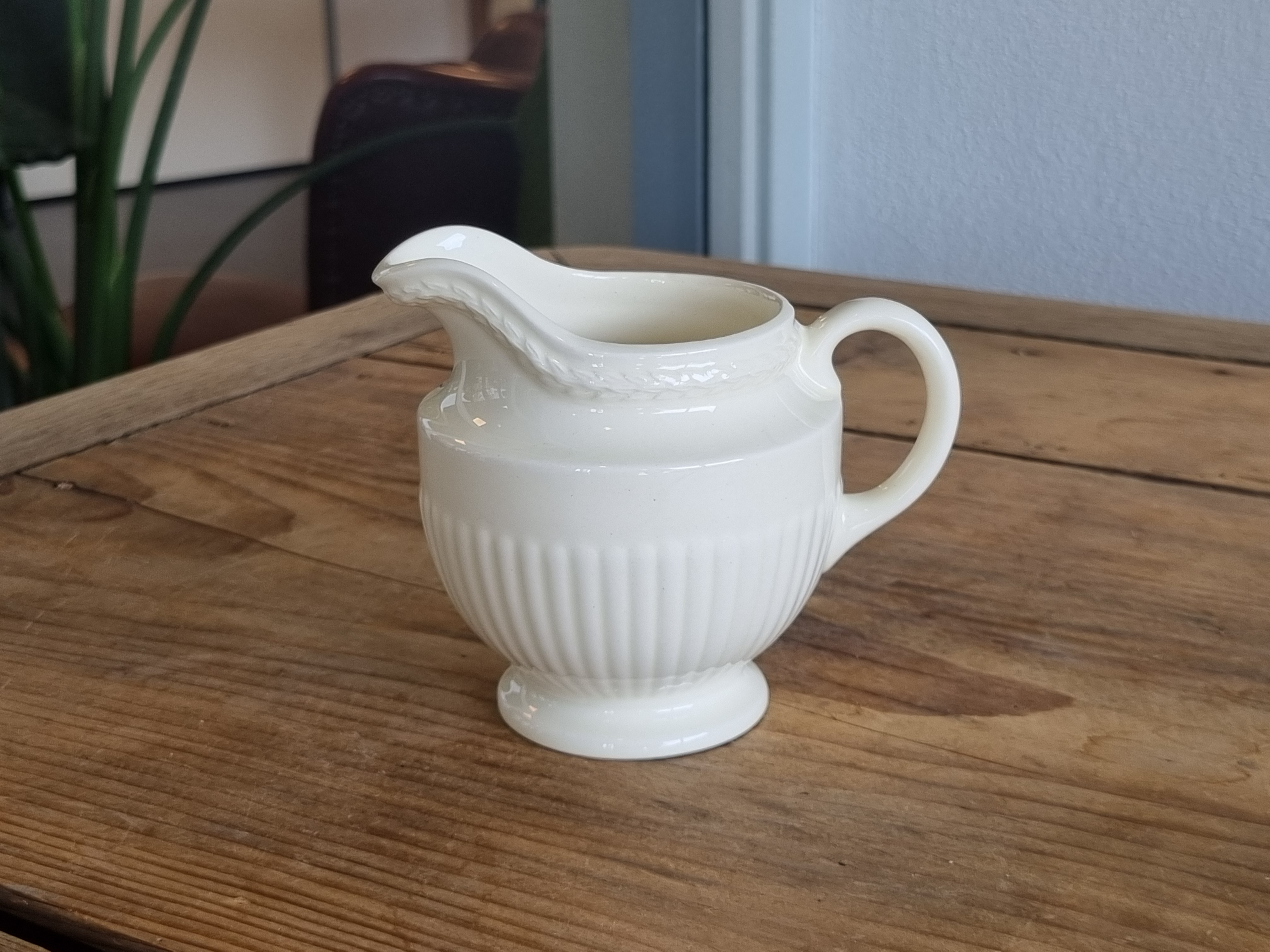 Wedgwood Edme Roomkannetje