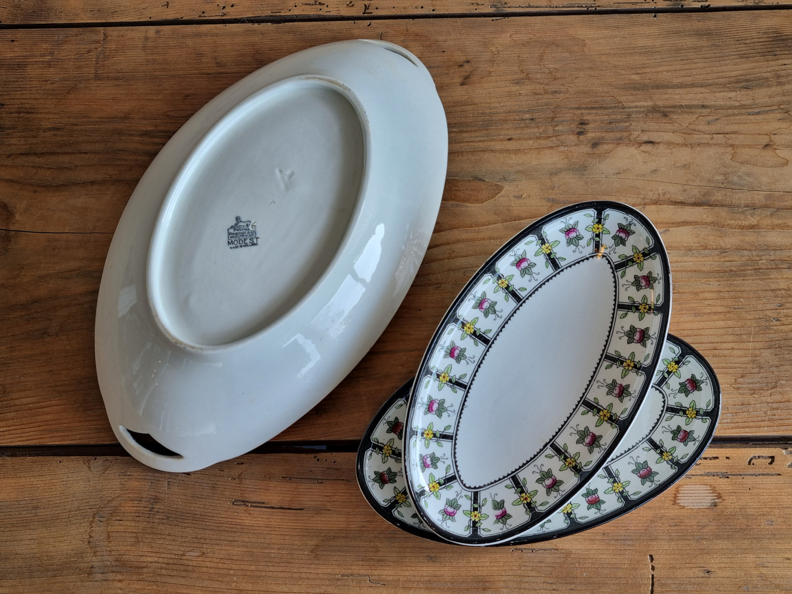 Petrus Regout Modest set 3x Schaal