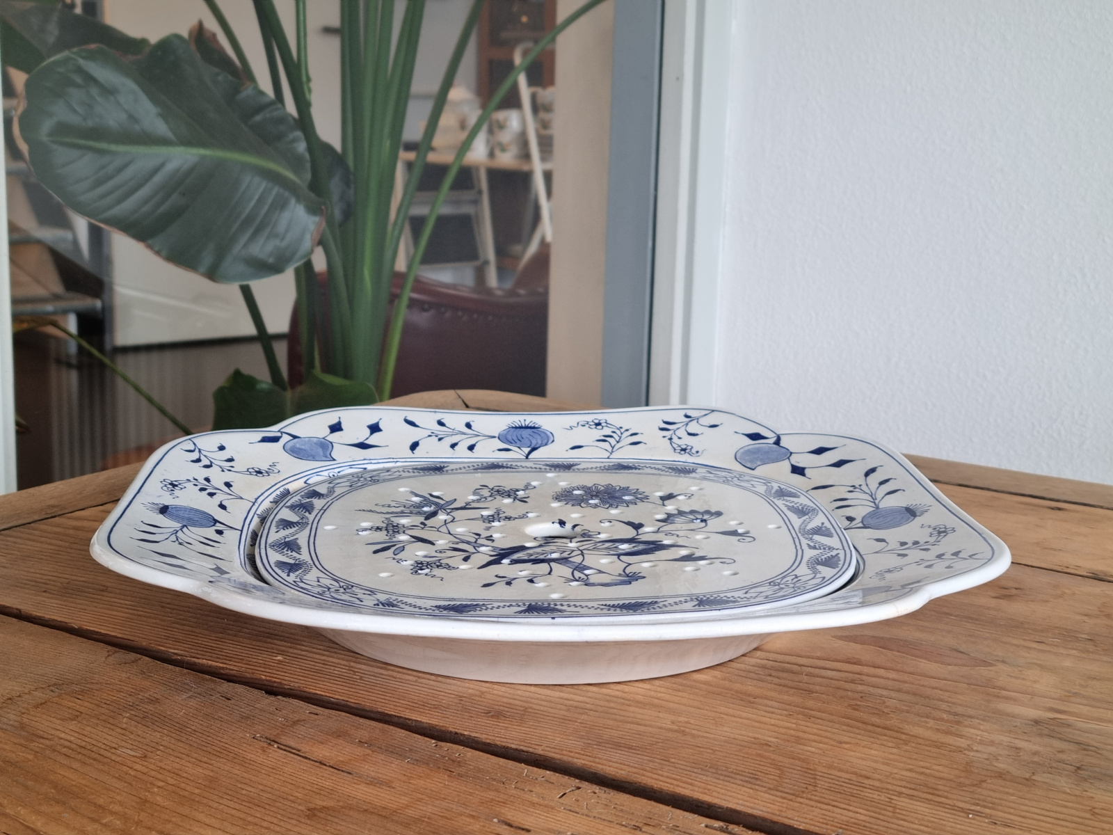 Zwiebelmuster Regout Bord met treef Visbord 35 cm