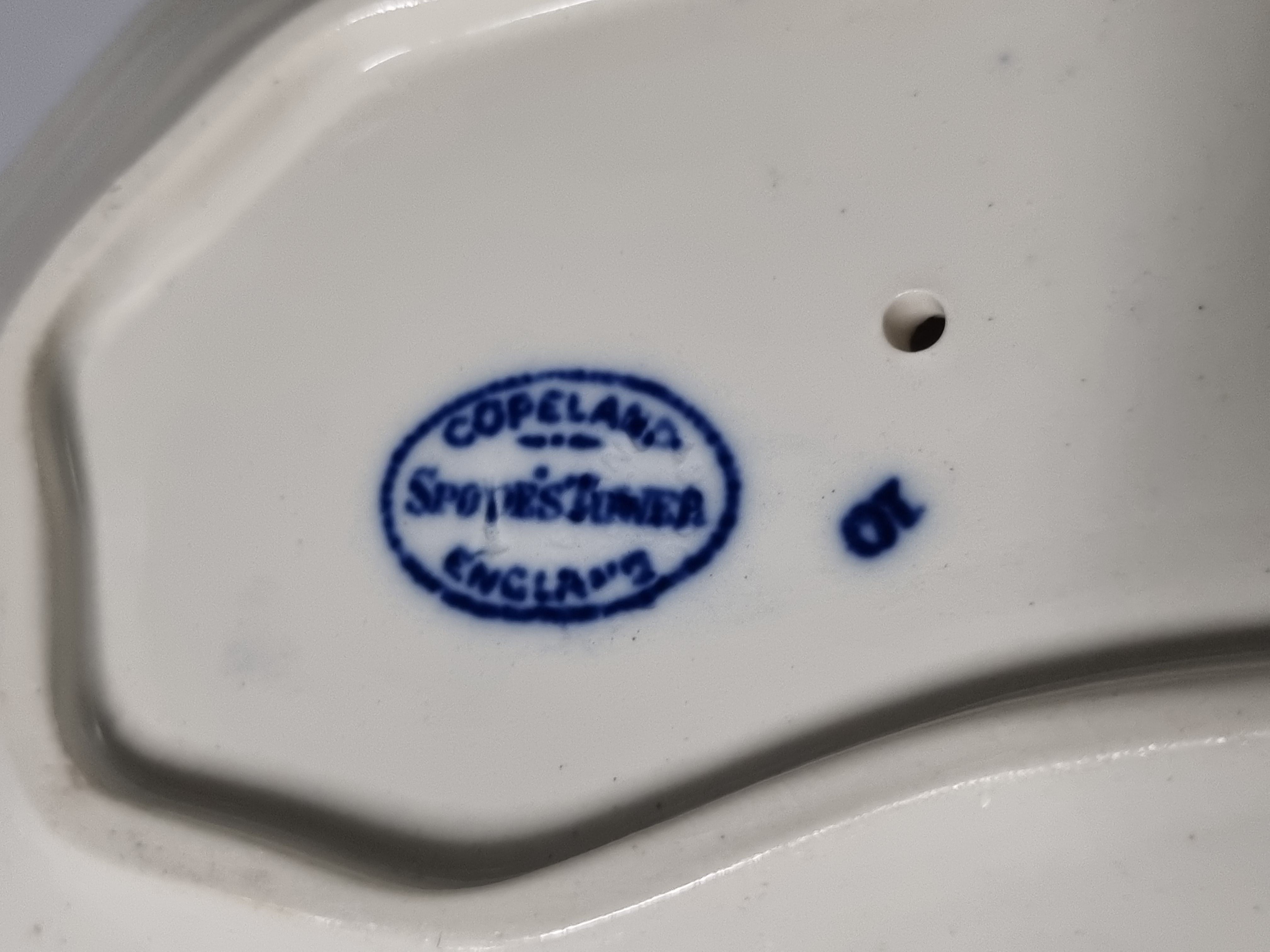 Engels Copeland Spode's Tower blauw Sauskom op vaste onderschotel