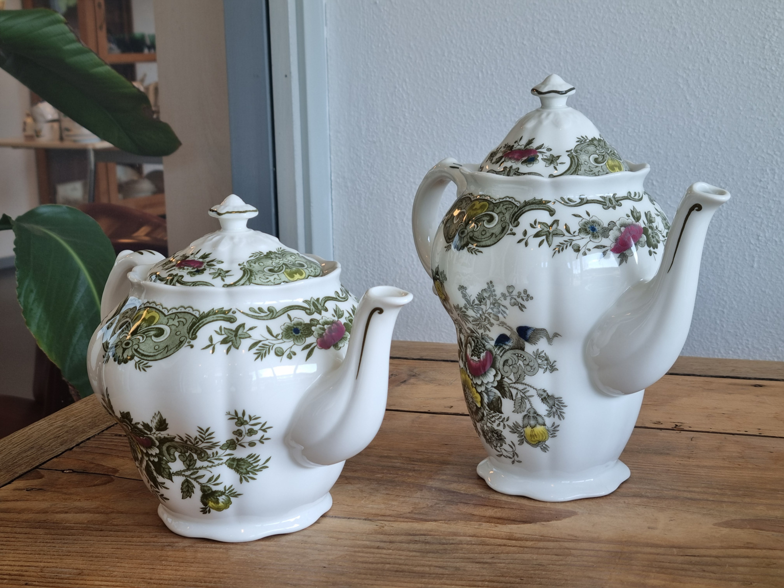 Engels Royal Doulton Ridgway Windsor gekleurd Theeservies 10-pers.