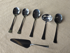 Bestek set vierkante kist 9 personen 81 delen