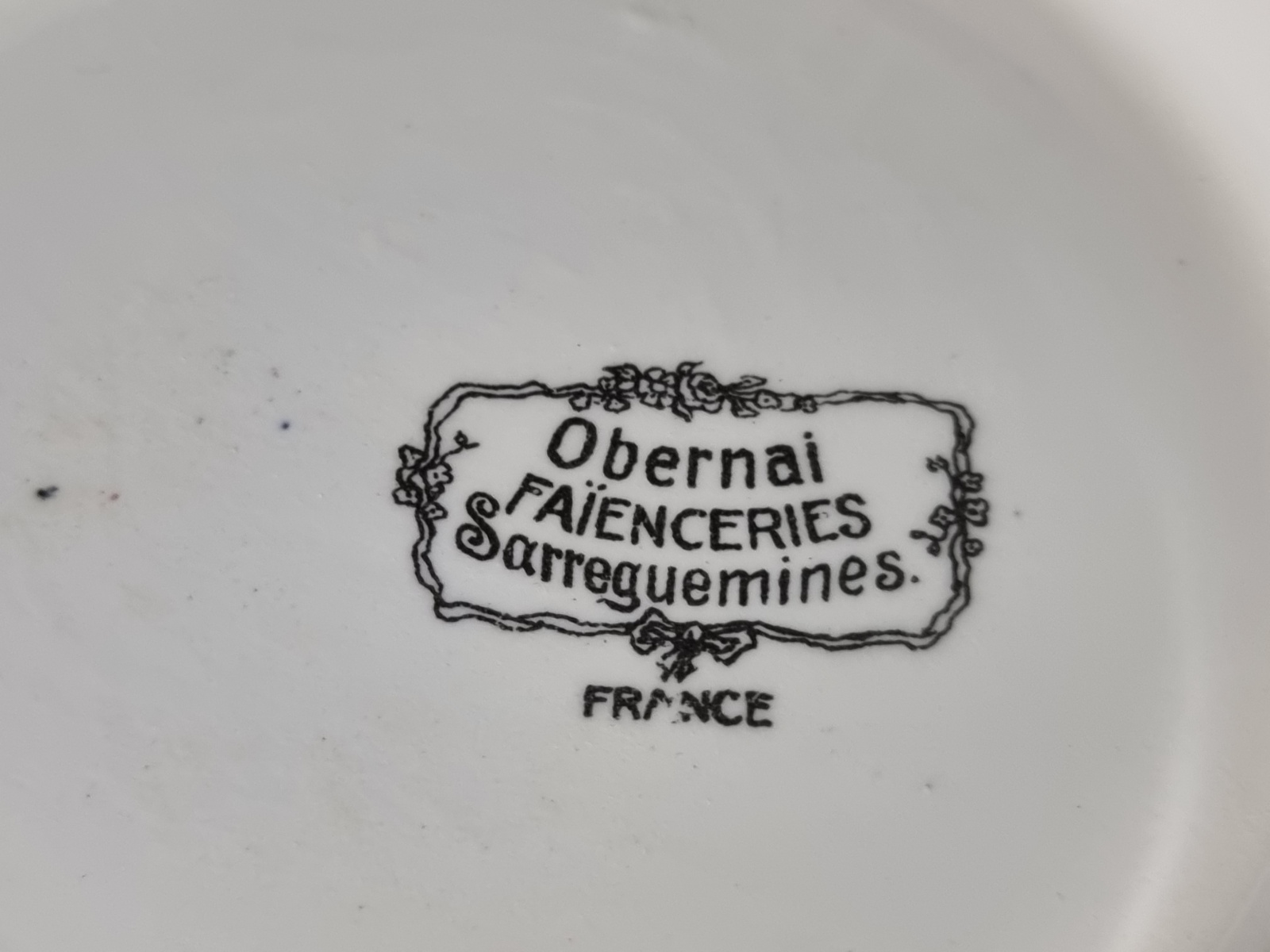 Frans Sarreguemines Obernai Dekschaal Terrine (hoog 13,5 cm)