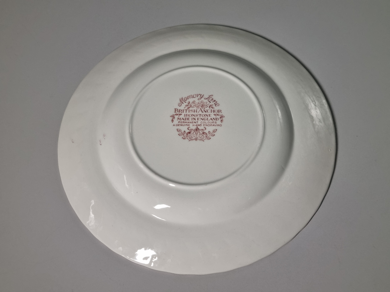 Engels rood British Anchor Memory Lane plat dinerbord 25,5 cm
