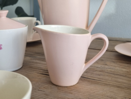 Boch Belgium Pastel Roze koffieservies 8-persoons