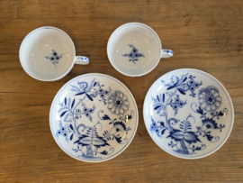 Zwiebelmuster Huttensteinach set 2x Kop en schotel (rond oortje)