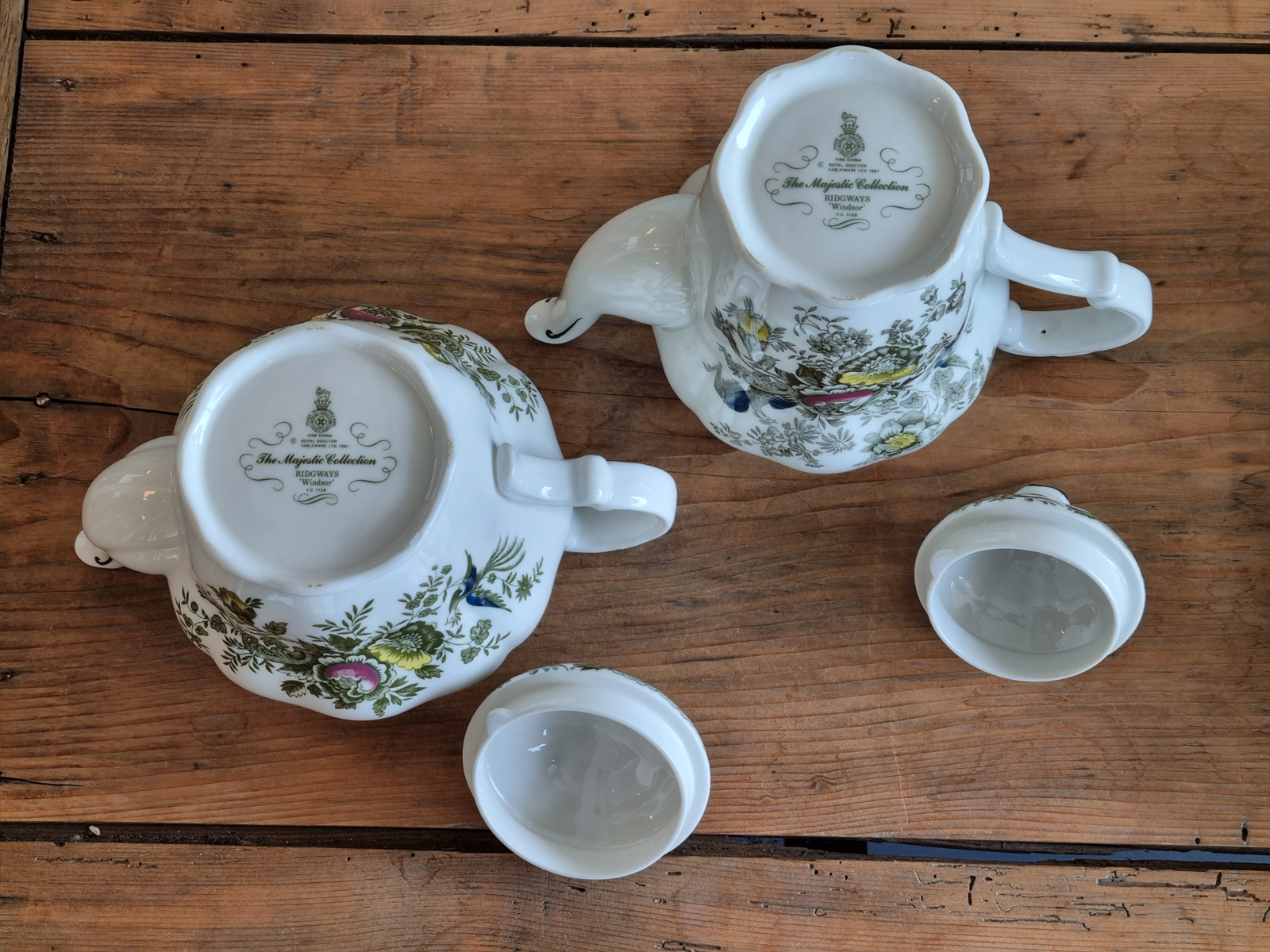 Engels Royal Doulton Ridgway Windsor gekleurd Theeservies 10-pers.