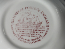 Engels rood Historical Ports hoge ronde schaal 21,5 cm