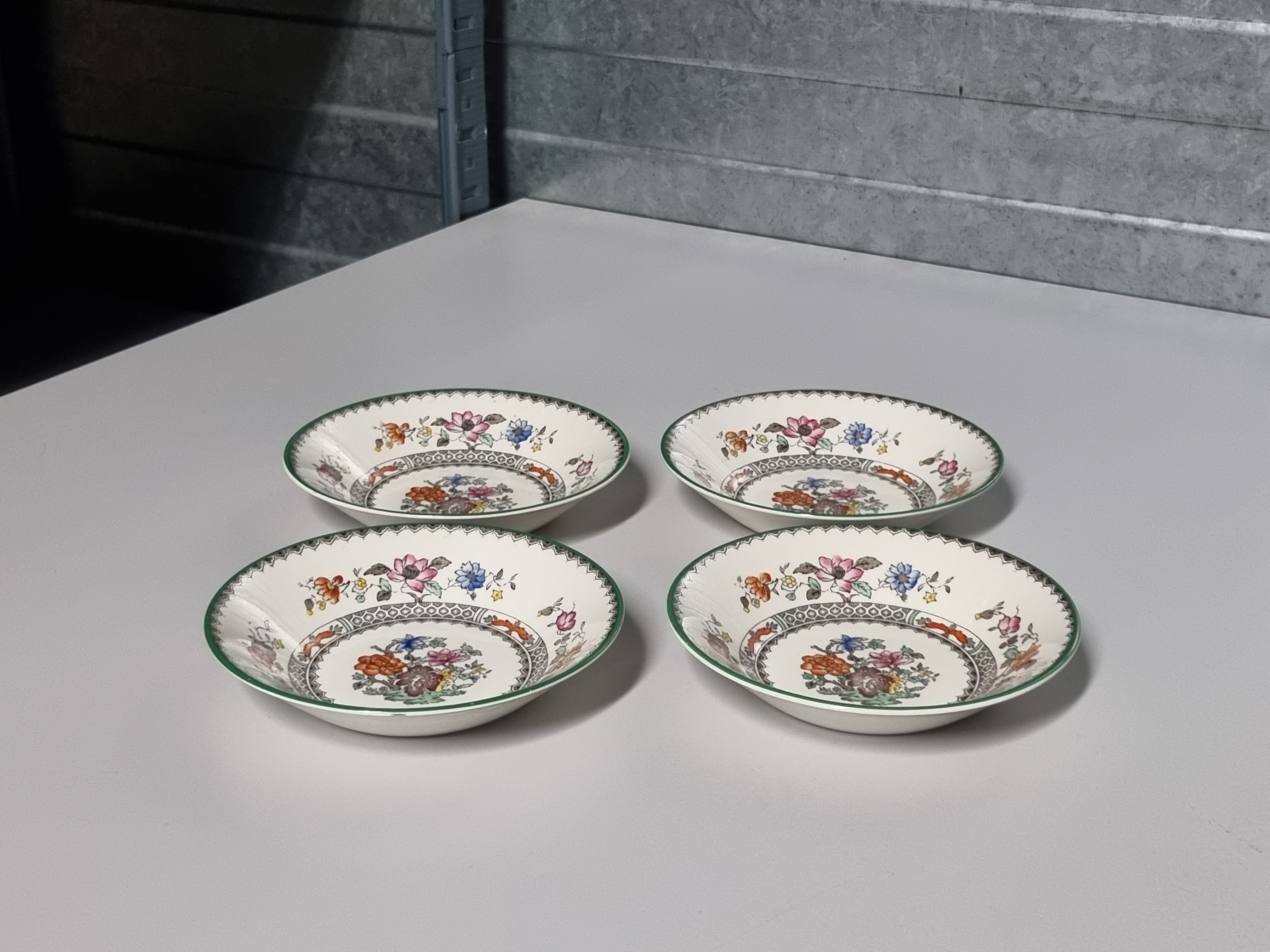 Engels Spode Copeland Chinese Rose setje 4 schaaltjes 13 cm