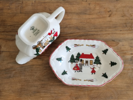 Engels Mason's Christmas Village 1983 Kerstservies Sauskom op losse onderschotel