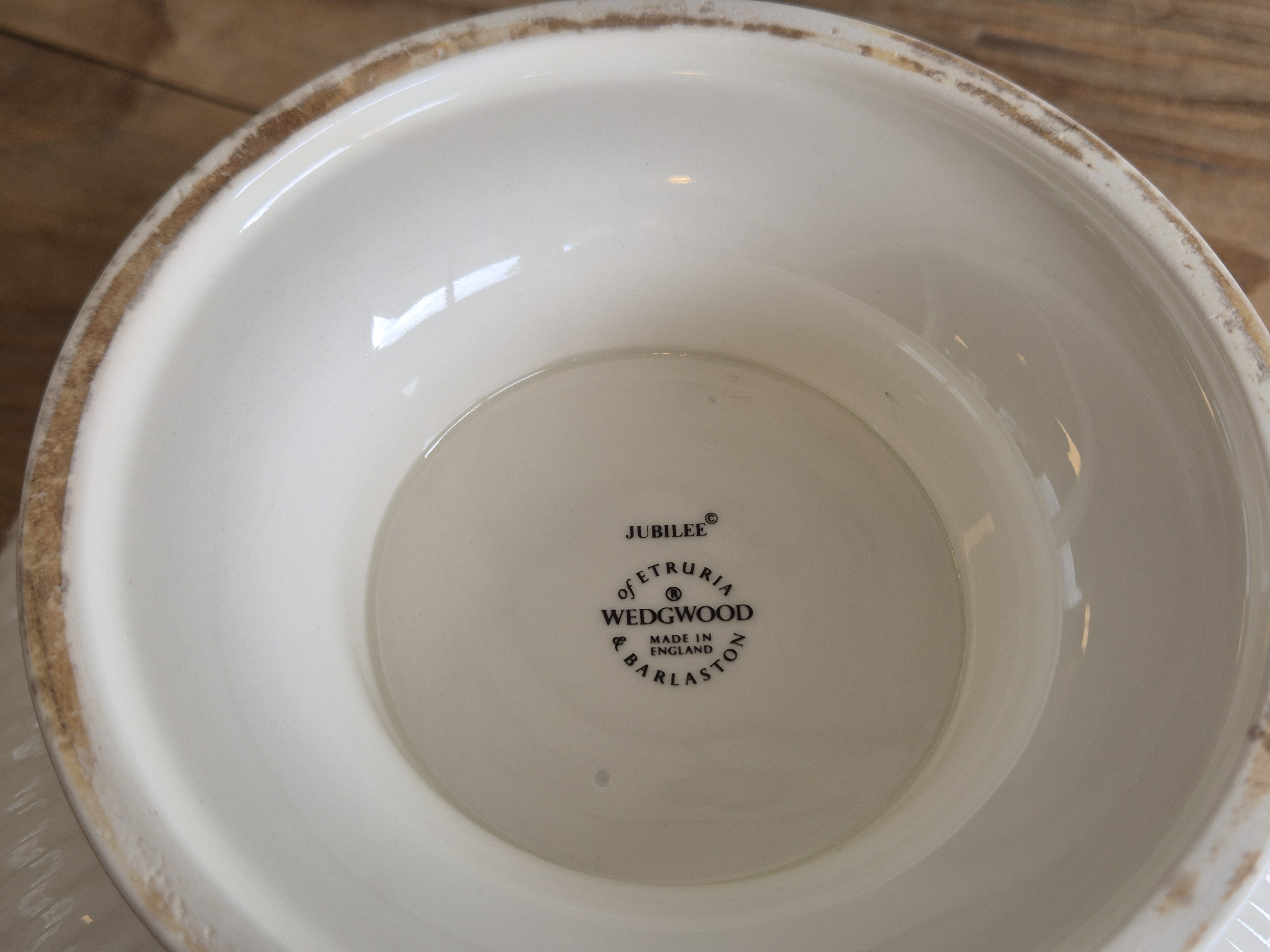 Wedgwood Edme Jubilee Goudrand hoge Schaal op voet