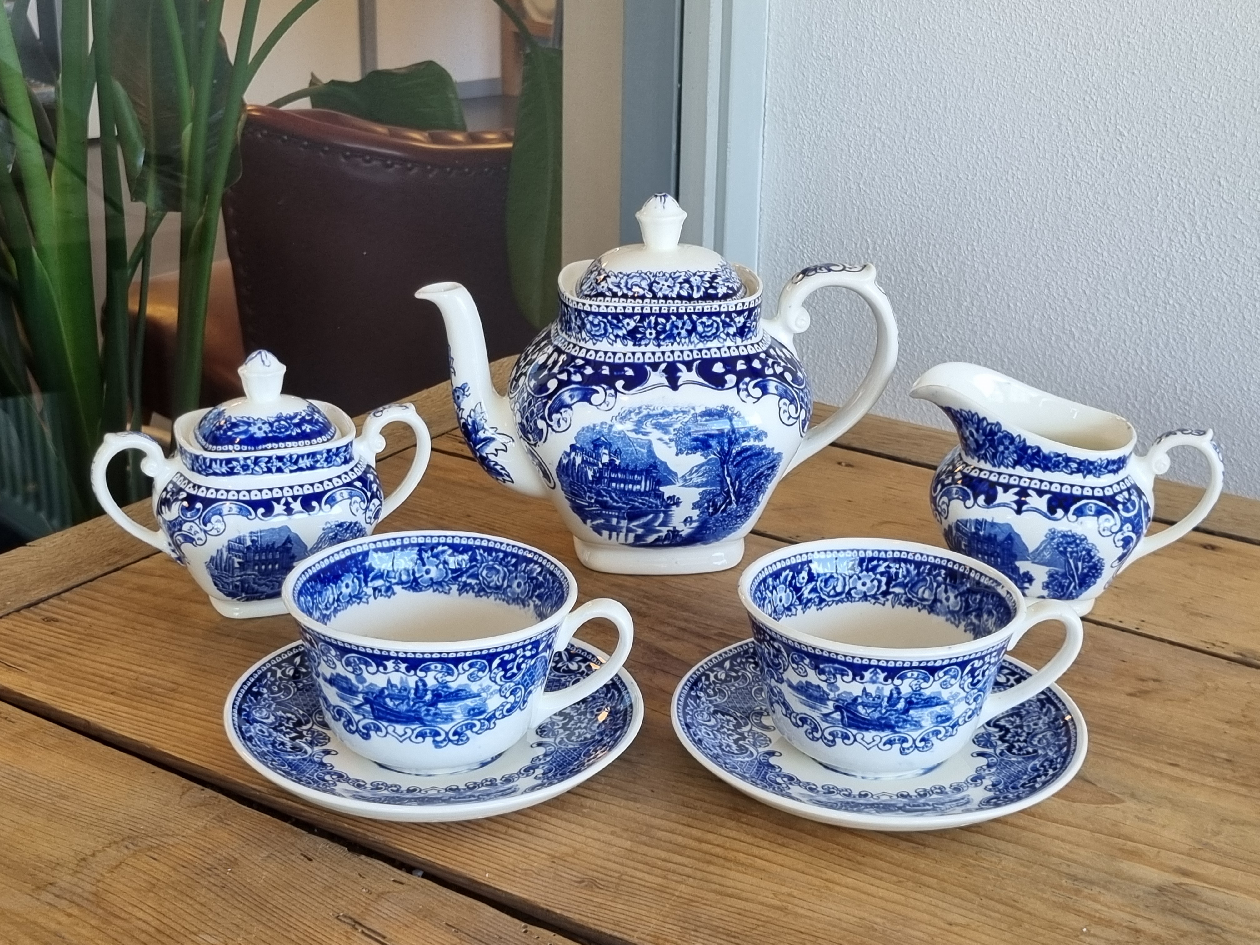 Regout Castillo Old England Cambridge blauw theestel voor 2 personen