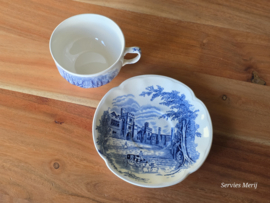 Engels blauw Johnson Bros Haddon Hall kop en schotel