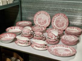 Engels rood Enoch Wedgwood Lochs of Scotland compleet servies 8-pers