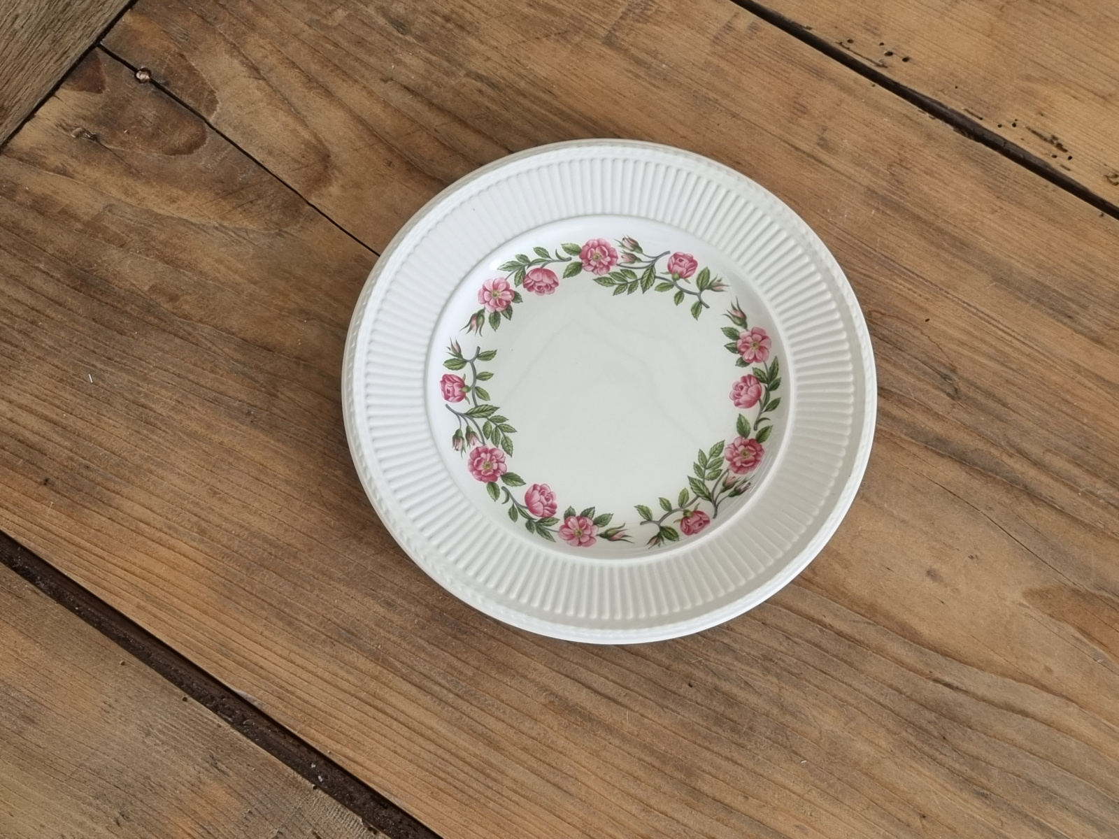 Wedgwood Rosalind Fruitbordje Serveerbord 18 cm