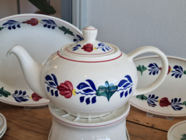 Boerenbont Boch Theeservies model Zeeland 8 personen (zwarte stempel)