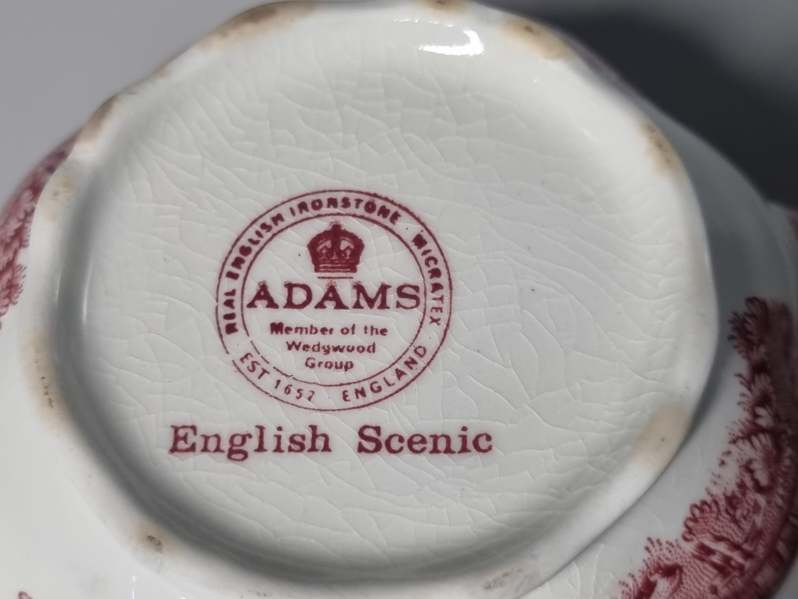 Engels rood Wedgwood Adams English Scenic roomstel (golvend randje)