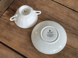 Wedgwood Queen's Shape Queen's Plain Soepkom met schotel