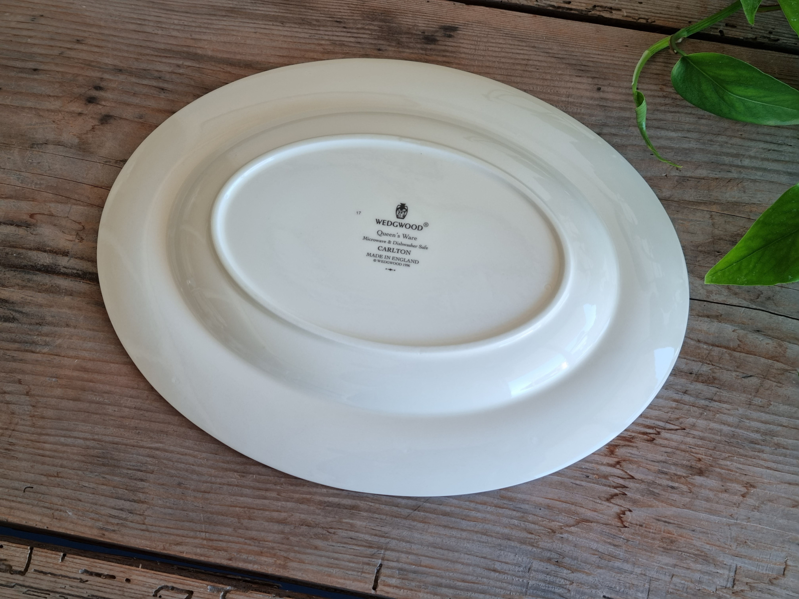 Wedgwood Carlton ovale schaal 29,5 cm