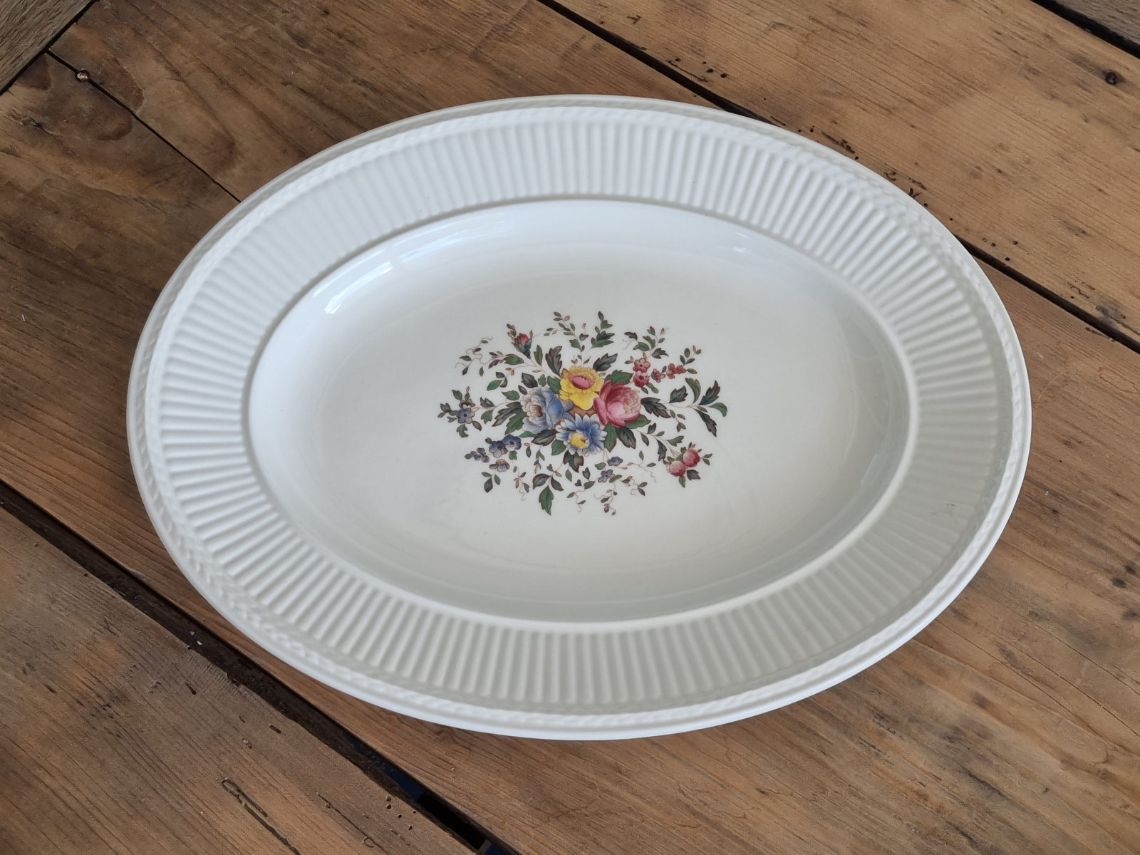 Wedgwood Conway middelgrote ovale schaal 35 cm
