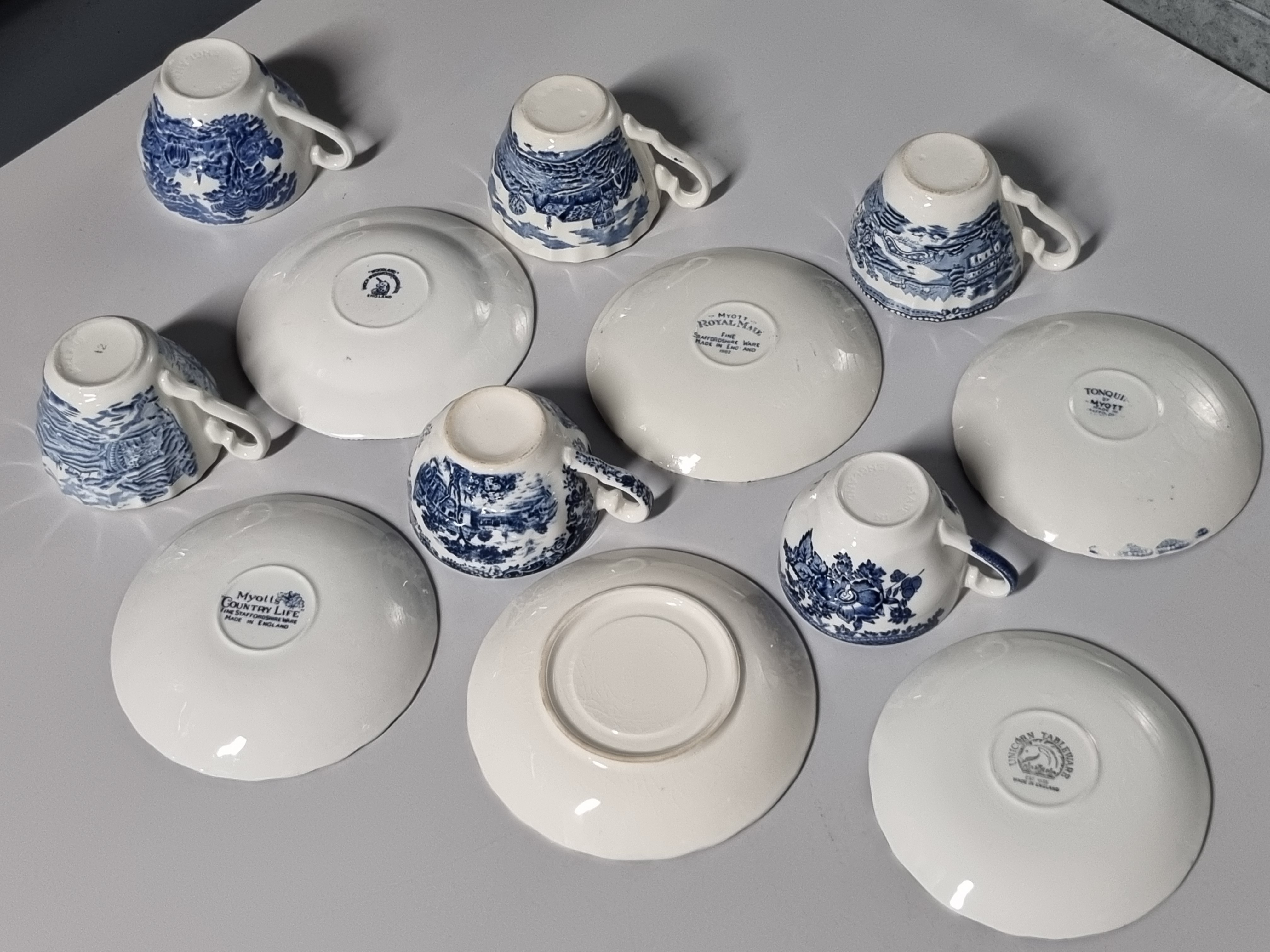 Engels blauw Set 6x mix & match kop en schotel (wit binnenin)