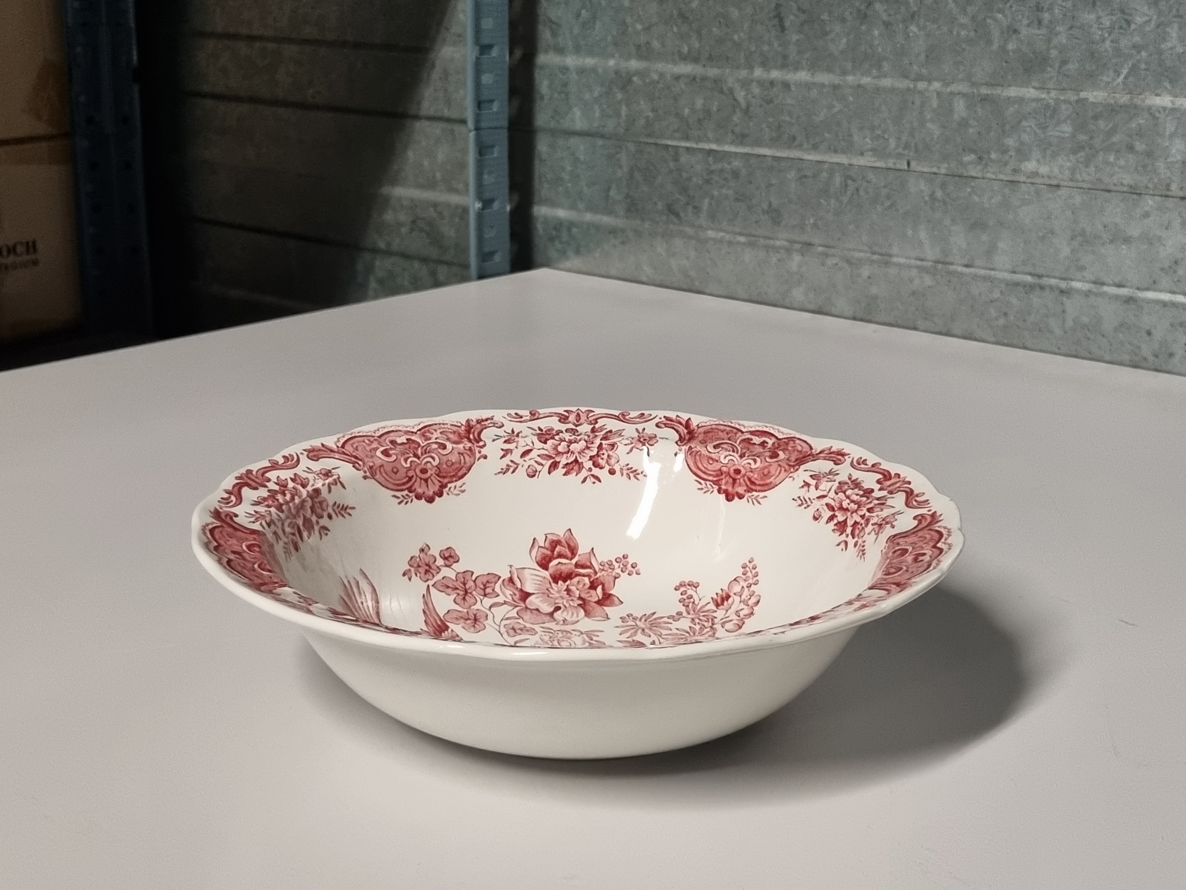 Engels rood Ridgway Windsor hoge ronde schaal 22,5 cm