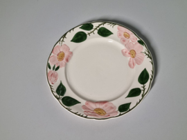 Verkocht = Villeroy en Boch Wild Rose Ontbijtbordje 21 cm