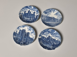 Engels blauw  Enoch Wedgwood Royal Homes of Britain blauw set 4x Bordje 10,5 cm of als Theezakjelegger