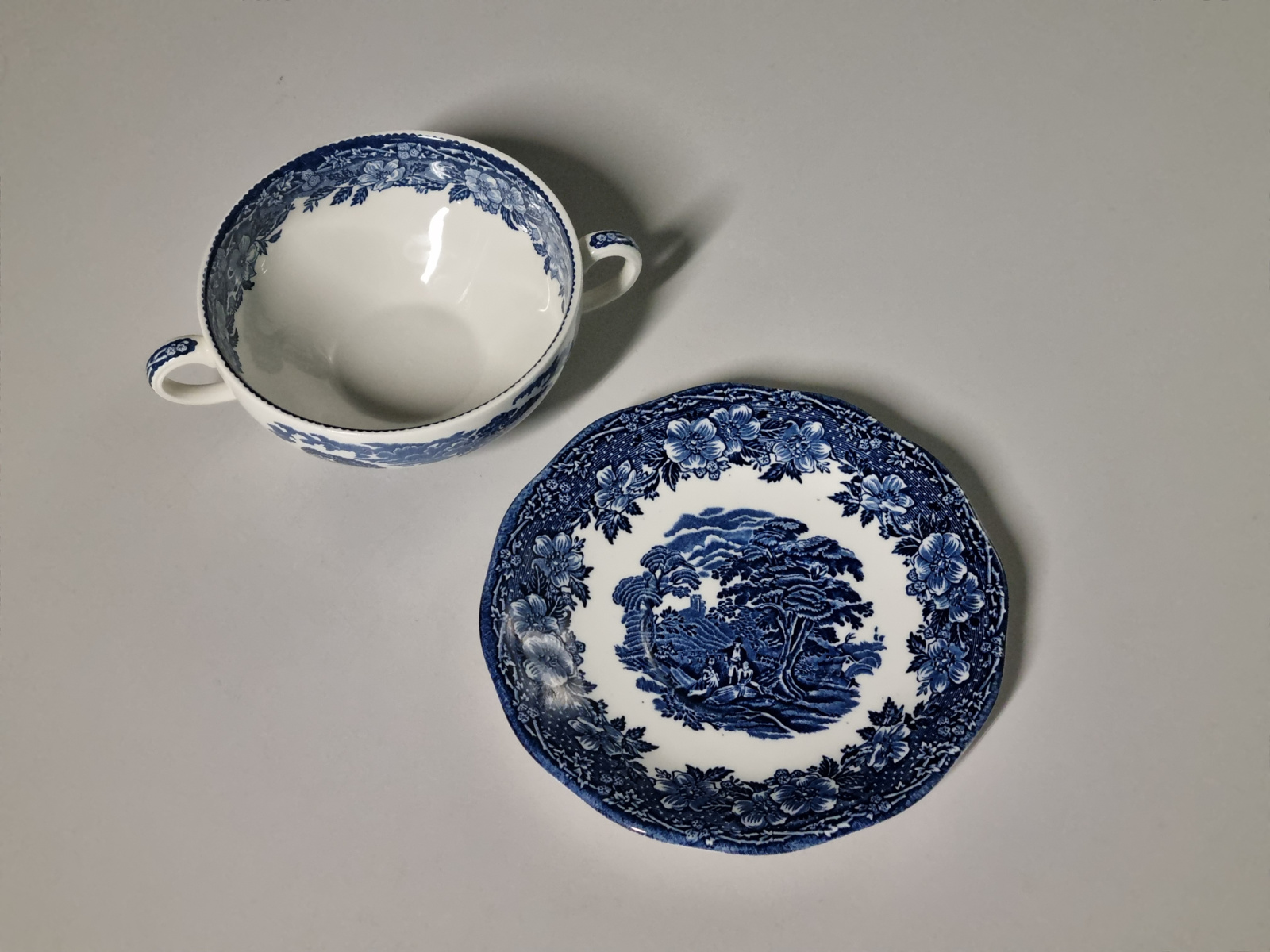Engels blauw Enoch Wedgwood Woodland Soepkom met schotel