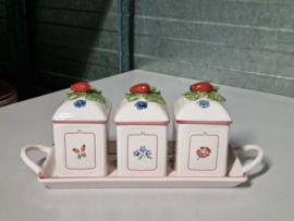 Villeroy en Boch Petite Fleur Charm set 3x voorraadpotjes op plateau